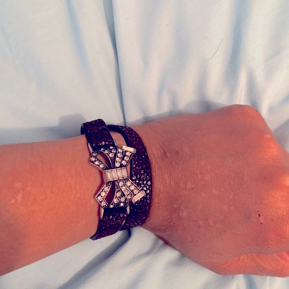 C+I crystal bow leather double wrist wrap
